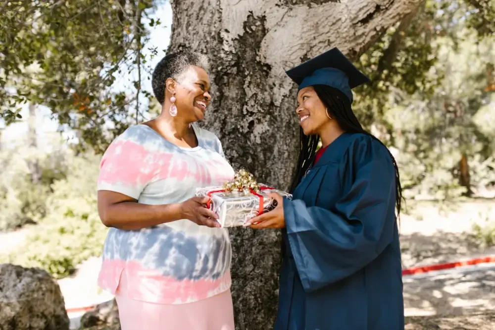 Where to Buy Unique Graduation Gifts