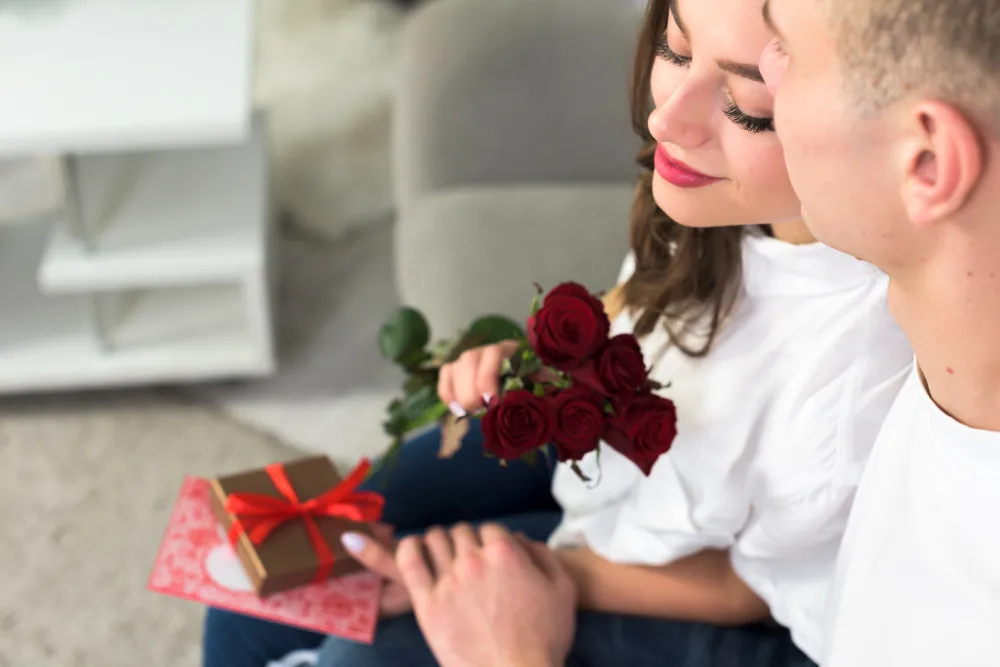 Gift her a Lego Roses Set